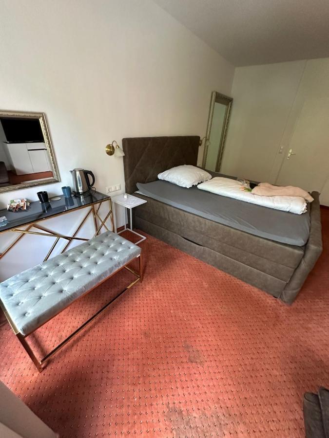Pension Columbia Inkl. Fruehstueck Im Zentraum Bad Gleichenberg Exterior photo